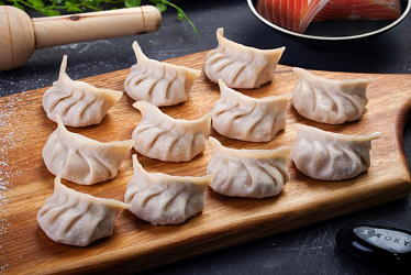 Гёдза с семгой ручной лепки, 450г