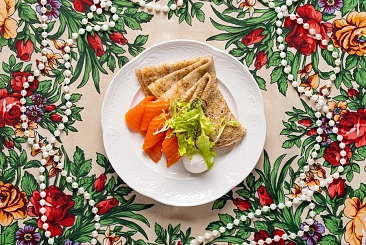 Блины с лососем