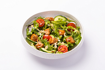 Салат с лососем терияки